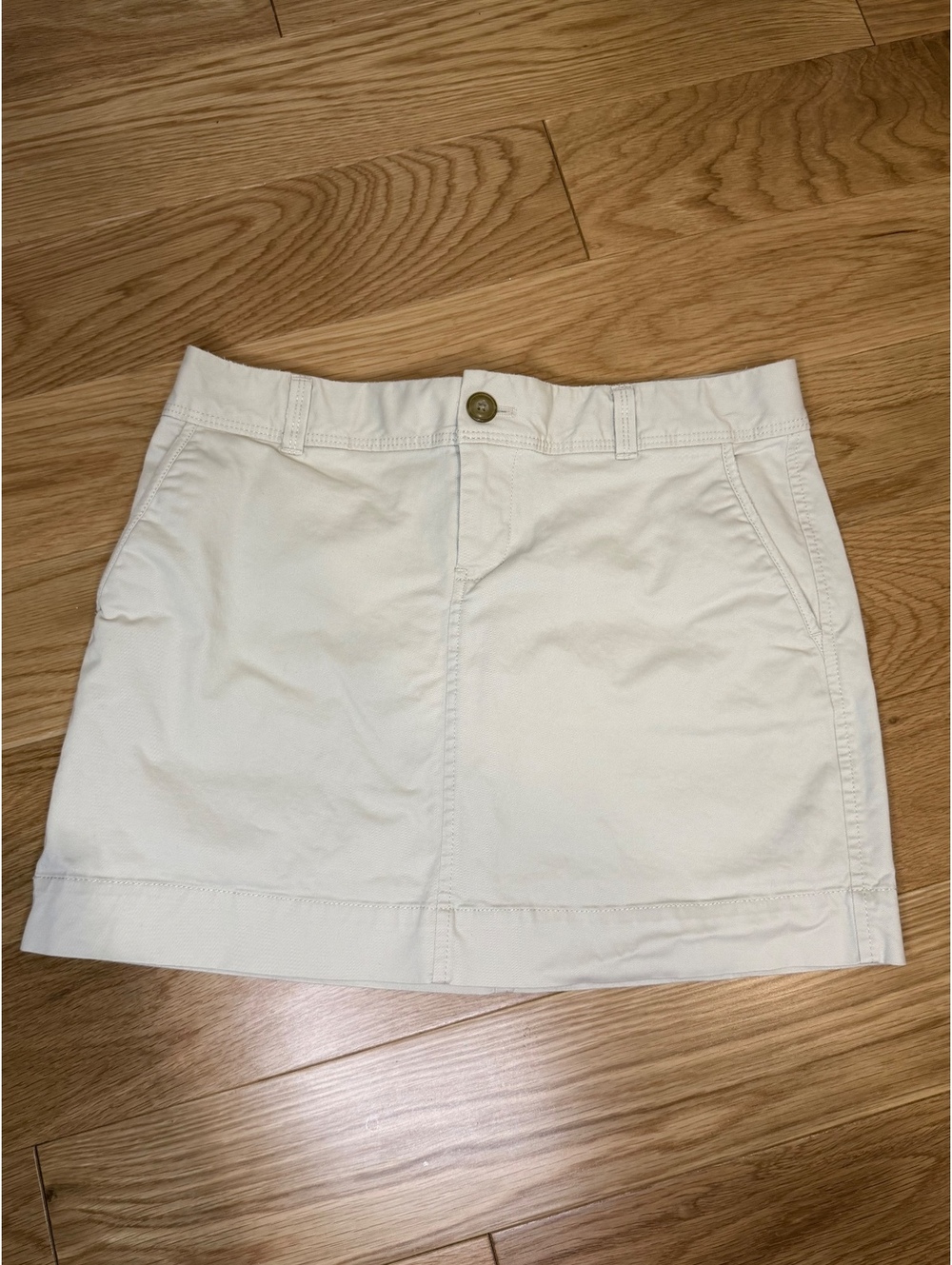 Vintage Old Navy Perfect Mini Skirt in Cream, Size 2